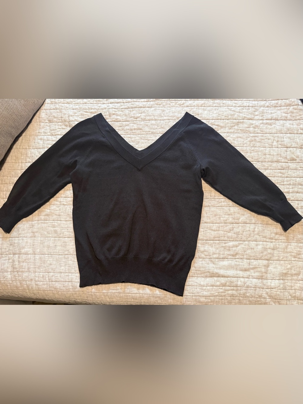 Banana Republic V-Neck Black Women's Sweater, Size PS